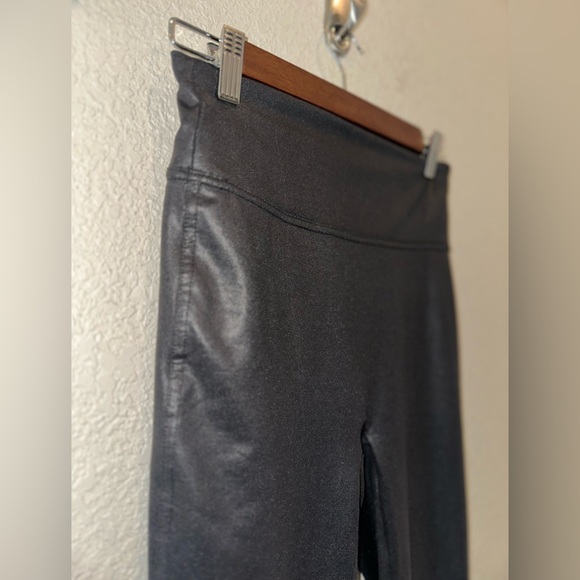 Serra Faux Leather Leggings / Wet Look Leggings Size Small - Picture 3 of 7